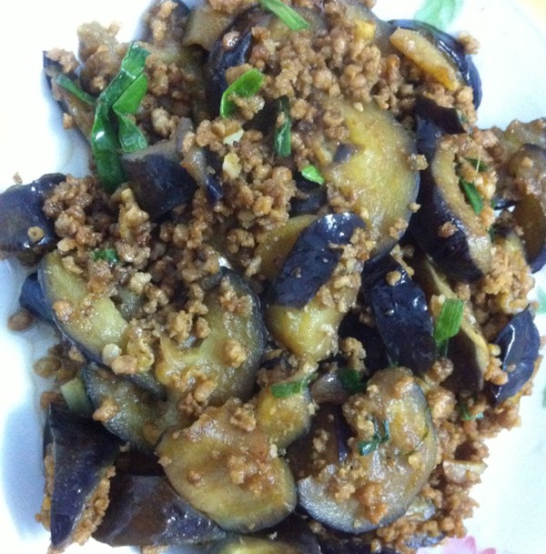 酸辣鸭脚做法：解锁美味家常菜的新境界